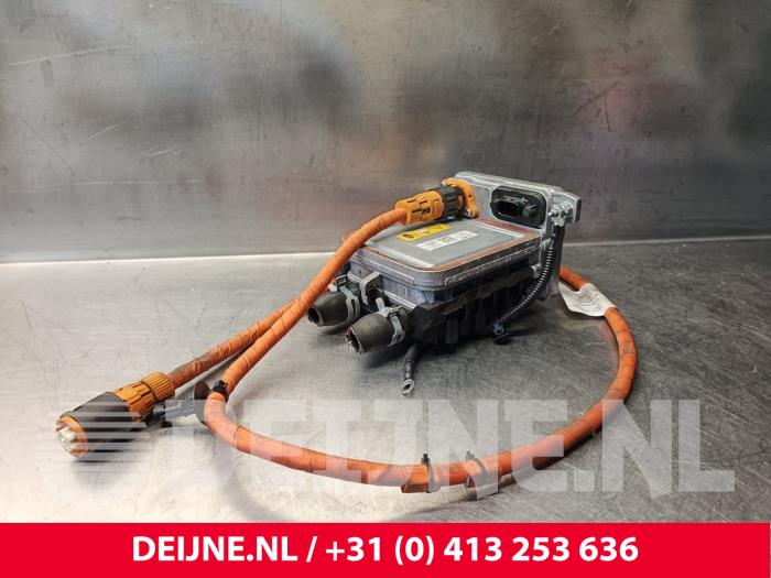 Używane Element grzewczy Lynk &amp; Co 01 1.5 PHEV Cena € 363,00 Z VAT oferowane przez van Deijne Onderdelen Uden B.V.
