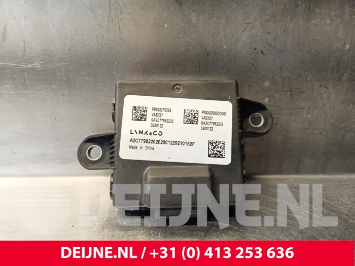 Używane Modul (rózne) Lynk &amp; Co 01 1.5 PHEV Cena € 54,45 Z VAT oferowane przez van Deijne Onderdelen Uden B.V.