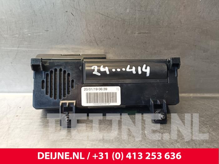 Begagnade Bluetooth-modul Peugeot Expert (V1/VA/VB/VE/VF/VT/VY) 2.0 Blue HDi 120 16V Pris € 54,45 Inklusive moms erbjuds av van Deijne Onderdelen Uden B.V.