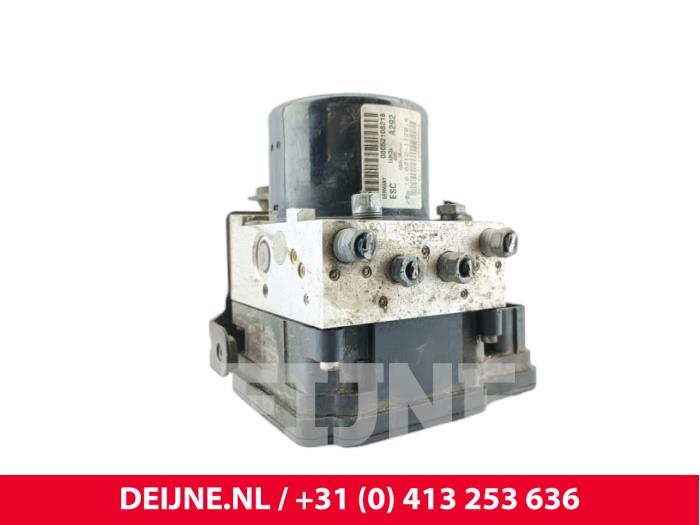 Begagnade ABS-pump Fiat Doblo Cargo (263) 1.4 16V Pris € 350,90 Inklusive moms erbjuds av van Deijne Onderdelen Uden B.V.