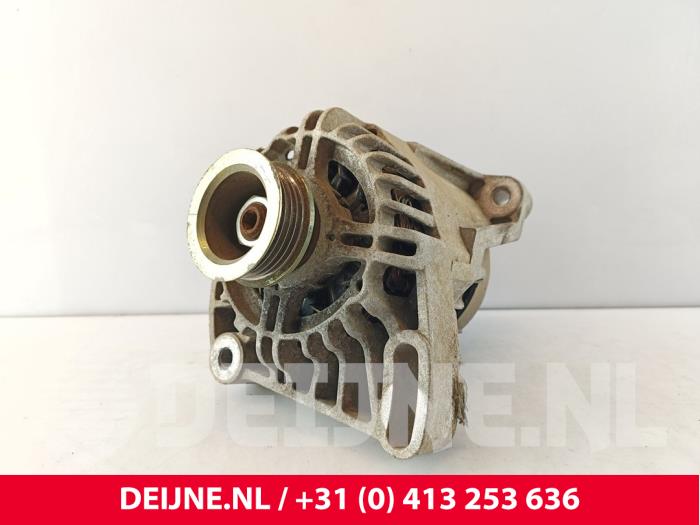 Begagnade Dynamo Fiat Doblo Cargo (263) 1.4 16V Pris € 108,90 Inklusive moms erbjuds av van Deijne Onderdelen Uden B.V.