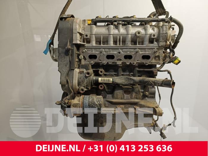 Gebrauchte Motor Fiat Doblo Cargo (263) 1.4 16V Preis € 2.268,75 Mit Mehrwertsteuer angeboten von van Deijne Onderdelen Uden B.V.