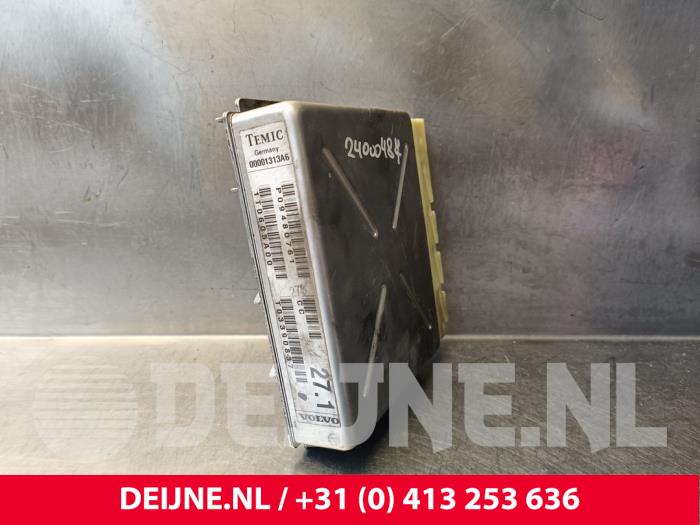 Used Automatic gearbox computer Volvo S60 I (RS/HV) 2.5 R Turbo 20V Price € 30,00 Margin scheme offered by van Deijne Onderdelen Uden B.V.