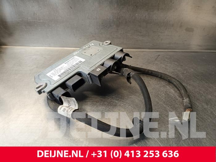Used Start/Stop computer Opel Vivaro 1.6 CDTi BiTurbo 125 Price € 121,00 Inclusive VAT offered by van Deijne Onderdelen Uden B.V.