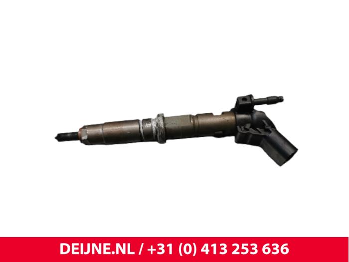 Używane Wtryskiwacz (Diesel) Volkswagen Crafter 2.5 TDI 30/32/35/46/50 Cena € 151,25 Z VAT oferowane przez van Deijne Onderdelen Uden B.V.