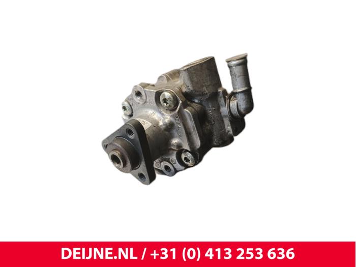 Usagé Pompe de direction Porsche Panamera (970) 3.0 D V6 24V Prix € 150,00 Règlement à la marge proposé par van Deijne Onderdelen Uden B.V.