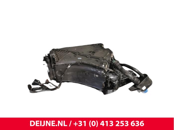 Gebrauchte Adblue Tank Volkswagen Caddy Cargo V (SBA/SBH) 2.0 TDI BlueMotionTechnology Preis € 605,00 Mit Mehrwertsteuer angeboten von van Deijne Onderdelen Uden B.V.