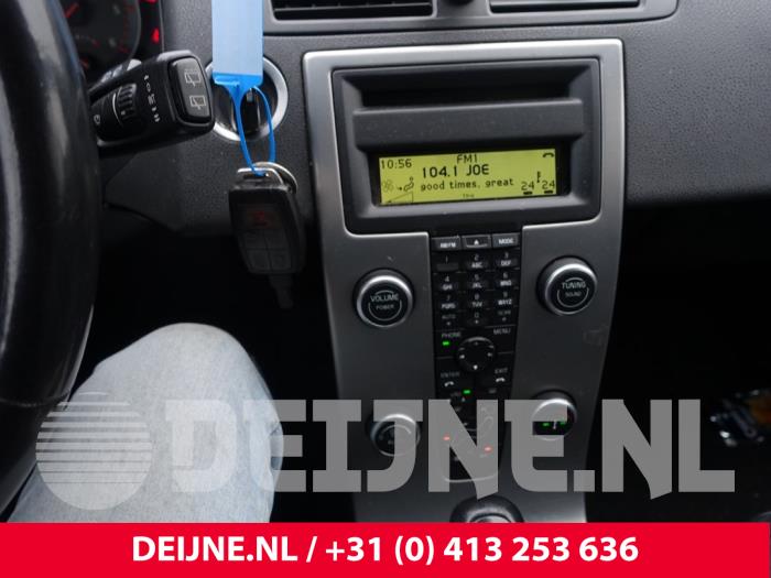 Used Interior display Volvo V50 (MW) 2.4 D5 20V Price on request offered by van Deijne Onderdelen Uden B.V.