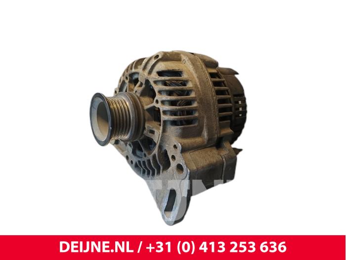 Begagnade Dynamo Volkswagen Transporter/Caravelle T4 1.9 TDI Pris € 72,60 Inklusive moms erbjuds av van Deijne Onderdelen Uden B.V.