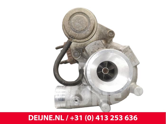 Używane Turbo Iveco Daily Cena € 302,50 Z VAT oferowane przez van Deijne Onderdelen Uden B.V.