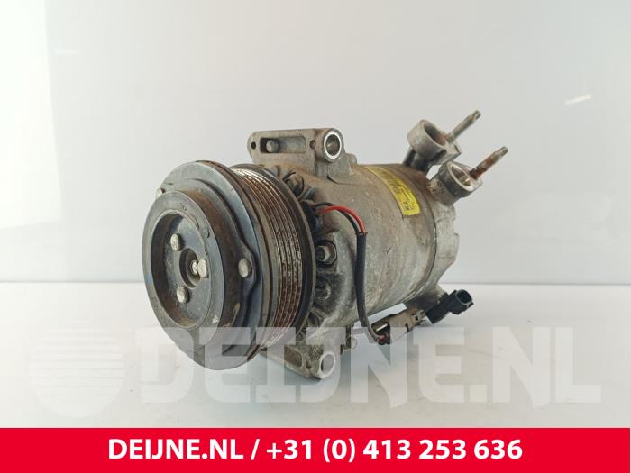Usagé Pompe clim Ford Transit Connect (PJ2) 1.0 EcoBoost 12V Prix € 181,50 Prix TTC proposé par van Deijne Onderdelen Uden B.V.