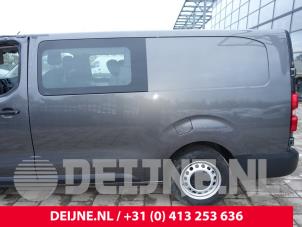 Begagnade Extra fönster, 2-dörrars, vänster bak Opel Vivaro 1.5 CDTI 102 Pris på förfrågan erbjuds av van Deijne Onderdelen Uden B.V.