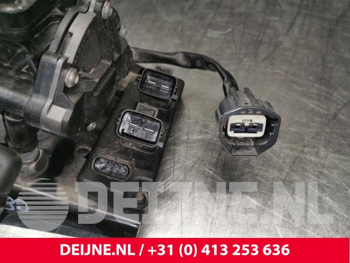 Vacuum pump (diesel) Volvo XC60 II 2.0 T8 16V Hybrid AWD - P31658684 ...