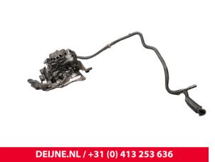 Usagé Pompe à vide (diesel) Volvo XC60 II (UZ) 2.0 T8 16V Hybrid AWD Prix € 325,00 Règlement à la marge proposé par van Deijne Onderdelen Uden B.V.