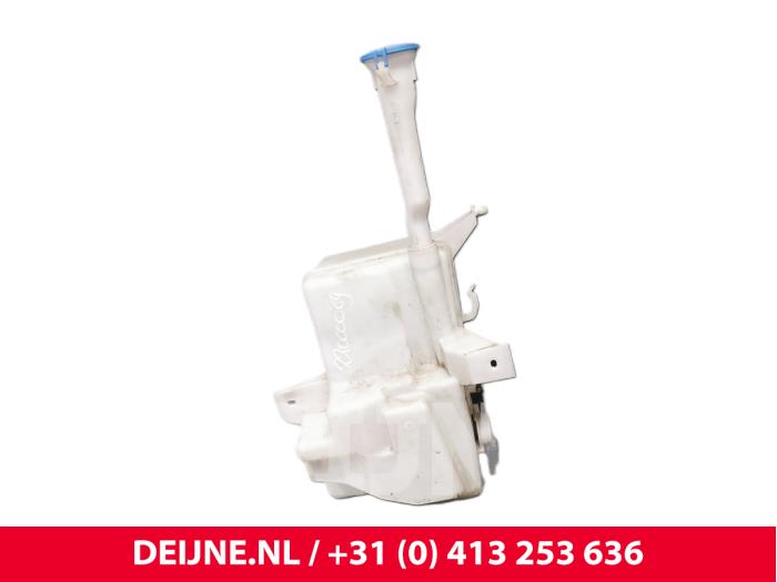 Volvo V40 Front windscreen washer reservoirs stock