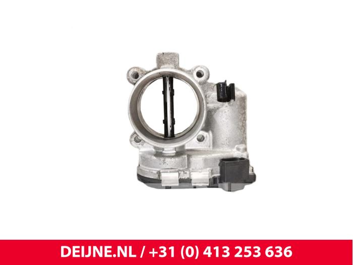 Używane Przepustnica Peugeot Boxer (U9) 2.2 HDi 130 Euro 5 Cena € 24,20 Z VAT oferowane przez van Deijne Onderdelen Uden B.V.