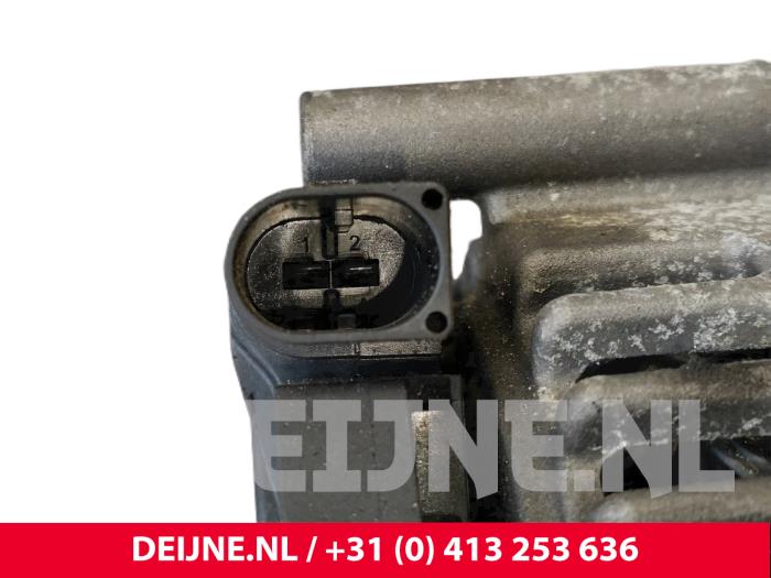 Dynamo van een Volvo XC90 I 4.4 V8 32V 2006
