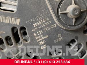Dynamo van een Volvo XC90 I 4.4 V8 32V 2006