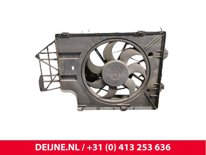 Używane Wentylator Volkswagen Transporter Cena € 72,60 Z VAT oferowane przez van Deijne Onderdelen Uden B.V.