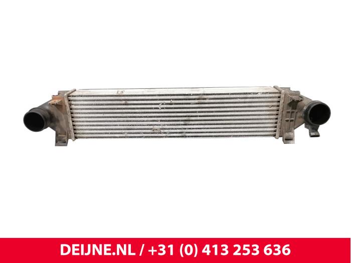 Usagé Intercooler Volvo V70 (BW) 2.4 D5 20V Prix € 50,00 Règlement à la marge proposé par van Deijne Onderdelen Uden B.V.