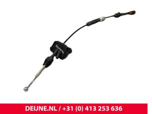 Begagnade Växelvajer, växellåda Renault Master III (EV/HV/UV/VA/VB/VD/VF/VG/VJ) ZE 33 kWh Pris € 90,75 Inklusive moms erbjuds av van Deijne Onderdelen Uden B.V.