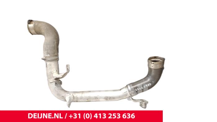 Gebrauchte Intercooler Rohr Volvo C70 (NC) 2.0 T 20V Preis € 80,00 Margenregelung angeboten von van Deijne Onderdelen Uden B.V.
