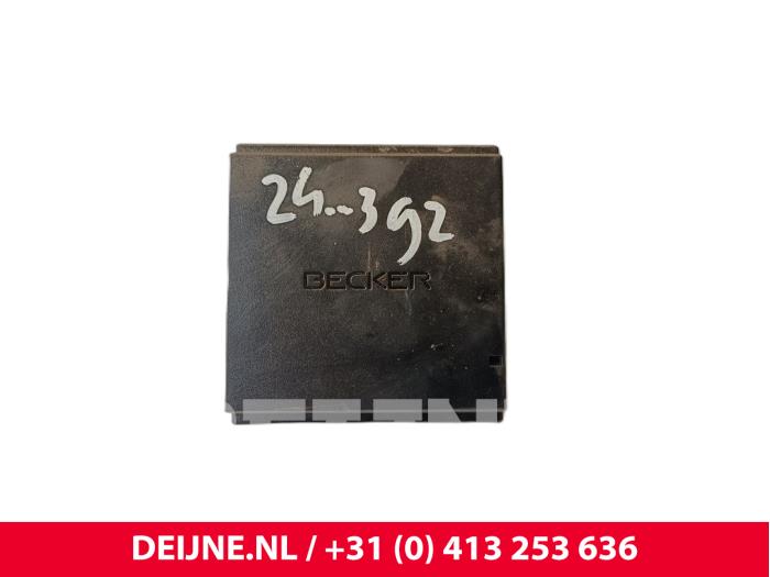 Usagé Module navigation Mercedes Vito (447.6) 2.2 114 CDI 16V Prix € 211,75 Prix TTC proposé par van Deijne Onderdelen Uden B.V.
