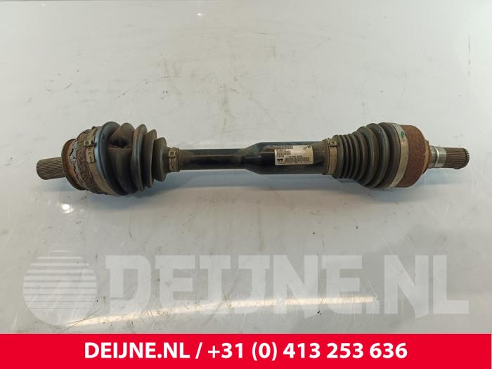 Gebrauchte Antriebswelle links vorne Volvo XC60 I (DZ) 2.0 D4 16V Preis € 150,00 Margenregelung angeboten von van Deijne Onderdelen Uden B.V.