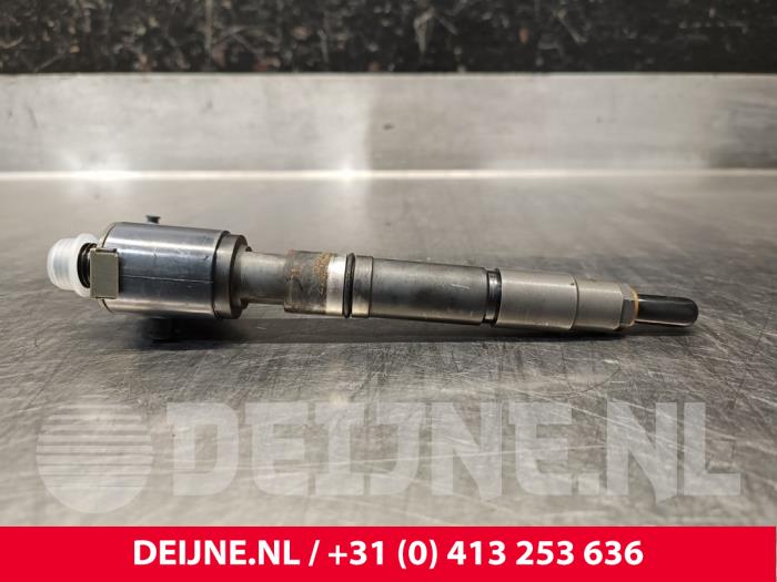 Usagé Injecteurs Volvo S60 II (FS) 2.0 D2 16V Prix € 90,00 Règlement à la marge proposé par van Deijne Onderdelen Uden B.V.