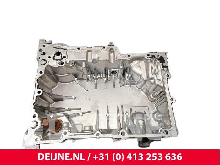 Gebrauchte Ölwanne Volvo XC60 II (UZ) 2.0 B5 Mild Hybrid Geartronic 16V AWD Preis € 314,60 Mit Mehrwertsteuer angeboten von van Deijne Onderdelen Uden B.V.