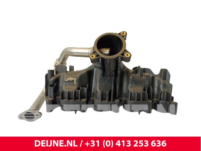 Begagnade Insugsrör Volkswagen Transporter/Caravelle T5 2.0 TDI DRF Pris € 84,70 Inklusive moms erbjuds av van Deijne Onderdelen Uden B.V.