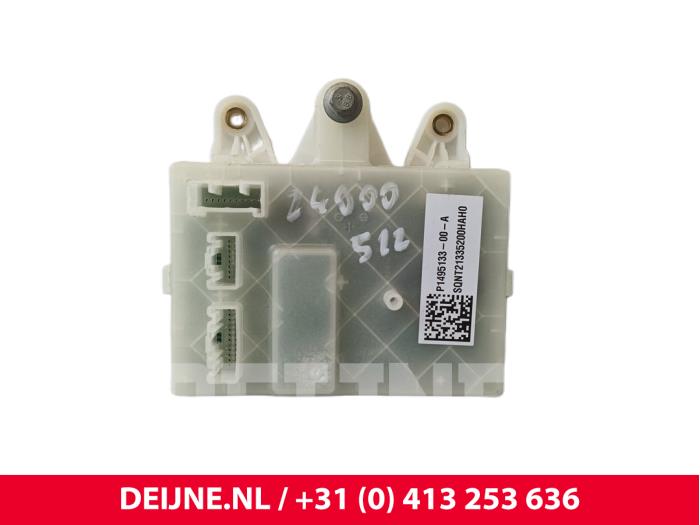 Usagé Module (divers) Tesla Model S 85 Prix € 211,75 Prix TTC proposé par van Deijne Onderdelen Uden B.V.