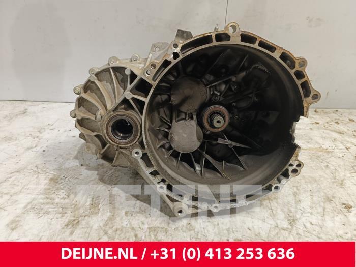 Usagé Boîte de vitesse Ford Transit Custom 2.0 TDCi 16V Eco Blue 130 mHEV Prix € 3.206,50 Prix TTC proposé par van Deijne Onderdelen Uden B.V.