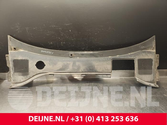 Używane Parawan Volvo S60 II (FS) 2.0 D4 16V Cena € 25,00 Procedura marży oferowane przez van Deijne Onderdelen Uden B.V.