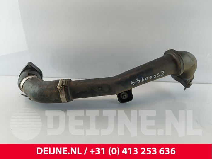 Gebrauchte Intercooler Rohr Volkswagen Caddy IV 2.0 TDI 102 Preis € 42,35 Mit Mehrwertsteuer angeboten von van Deijne Onderdelen Uden B.V.
