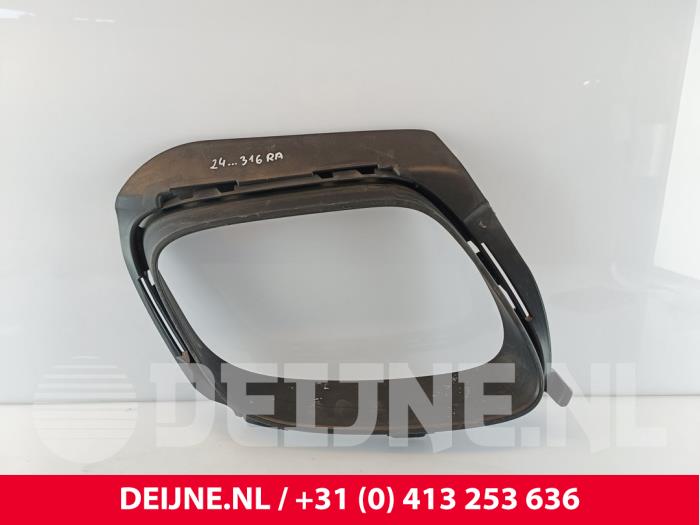 Muffler trim