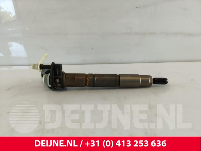 Usagé Injecteurs Mercedes Vito (639.7) 3.0 120 CDI V6 24V Prix € 96,80 Prix TTC proposé par van Deijne Onderdelen Uden B.V.