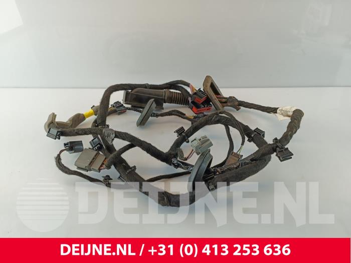 Begagnade Kablage Volvo XC90 II 2.0 B5 16V Mild Hybrid AWD Pris € 40,00 Marginaltabell erbjuds av van Deijne Onderdelen Uden B.V.