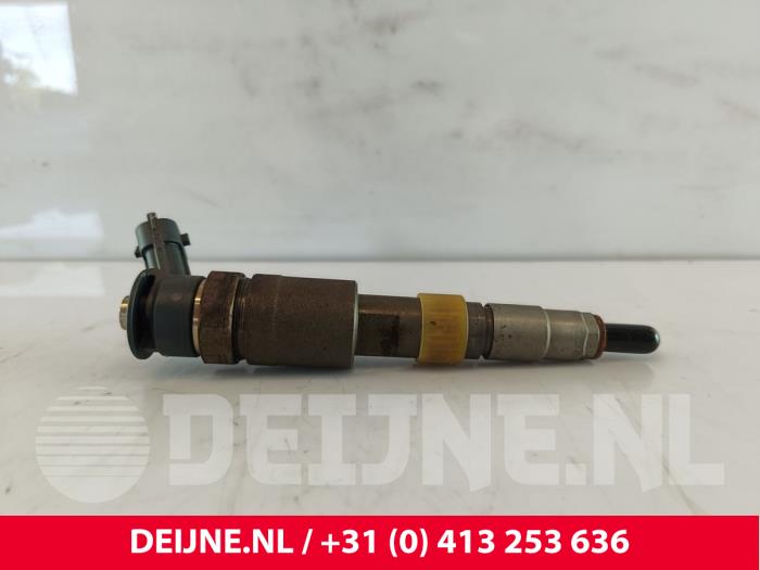 Używane Wtryskiwacz (Diesel) Peugeot Expert (V1/VA/VB/VE/VF/VT/VY) 1.6 Blue HDi 115 Cena € 72,60 Z VAT oferowane przez van Deijne Onderdelen Uden B.V.