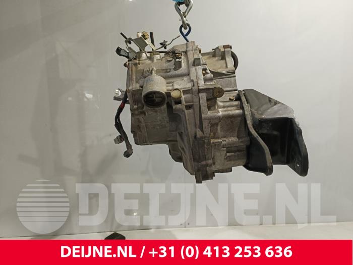 Getriebe van een Volvo S40 (VS) 2.0 16V 2003
