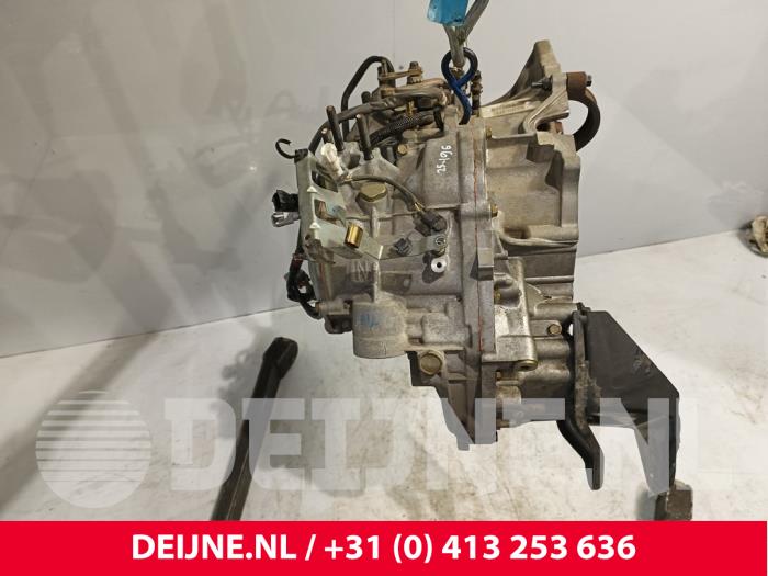 Getriebe van een Volvo S40 (VS) 2.0 16V 2003