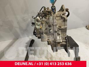 Getriebe van een Volvo S40 (VS) 2.0 16V 2003
