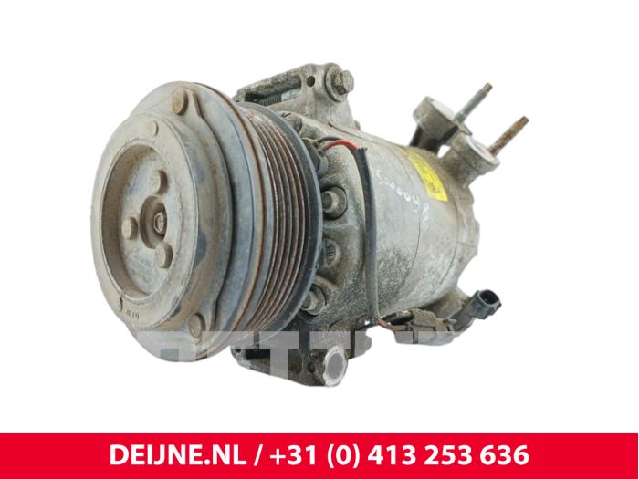 Usagé Compresseur de clim Ford Transit Connect (PJ2) 1.0 EcoBoost 12V Prix € 127,05 Prix TTC proposé par van Deijne Onderdelen Uden B.V.