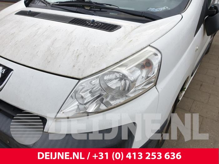 Używane Reflektor lewy Peugeot Expert (G9) 2.0 HDi 120 Cena € 42,35 Z VAT oferowane przez van Deijne Onderdelen Uden B.V.