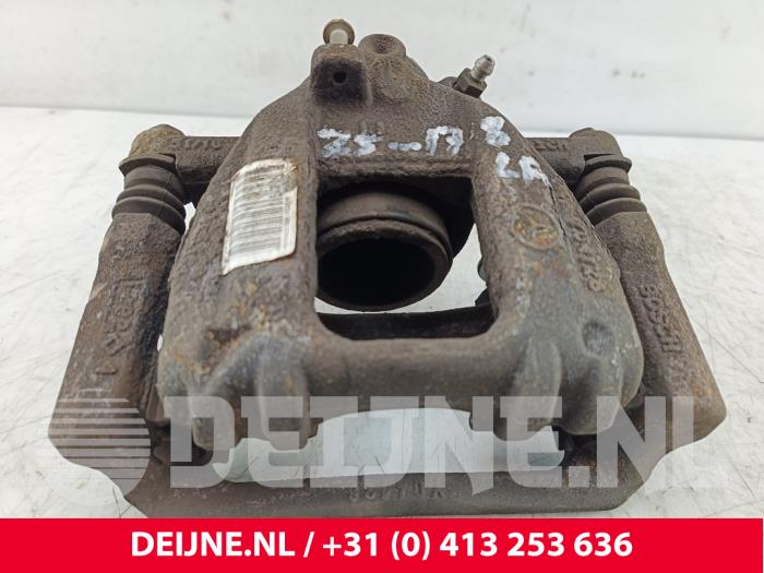 Gebrauchte Bremszange links hinten Volkswagen Crafter 2.0 BiTDI Preis € 42,35 Mit Mehrwertsteuer angeboten von van Deijne Onderdelen Uden B.V.