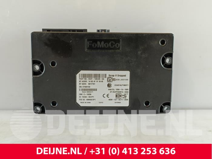 Begagnade Bluetooth-modul Ford Transit Custom 2.2 TDCi 16V Pris € 121,00 Inklusive moms erbjuds av van Deijne Onderdelen Uden B.V.