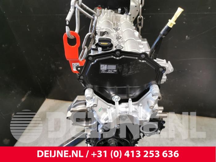 Engine from a Ford Transit 2.0 TDCi 16V Eco Blue 105 2020