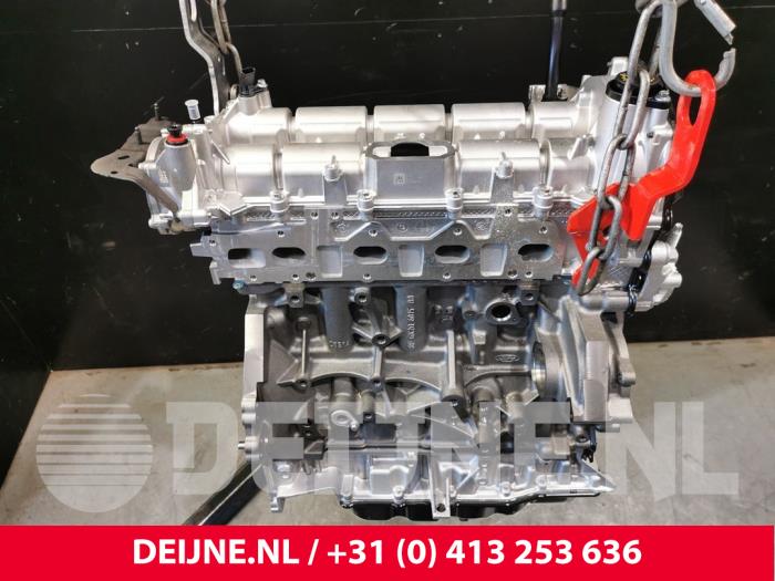 Engine from a Ford Transit 2.0 TDCi 16V Eco Blue 105 2020