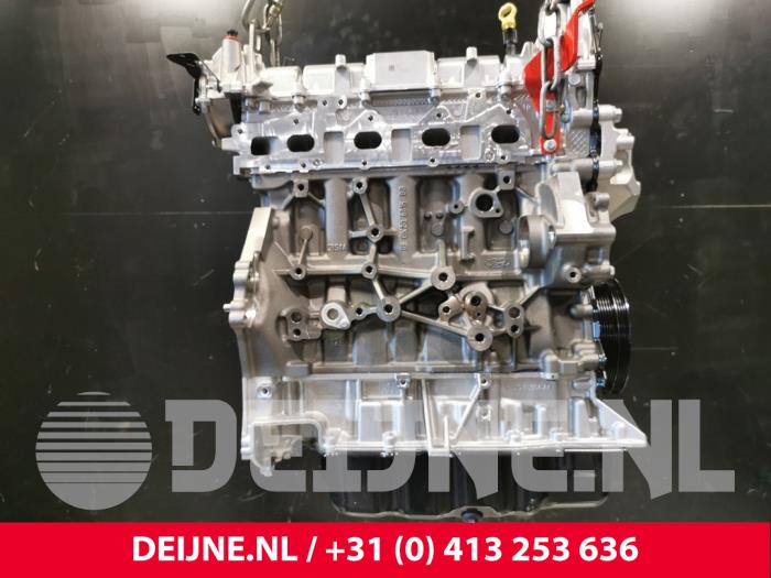 Engine from a Ford Transit 2.0 TDCi 16V Eco Blue 105 2020