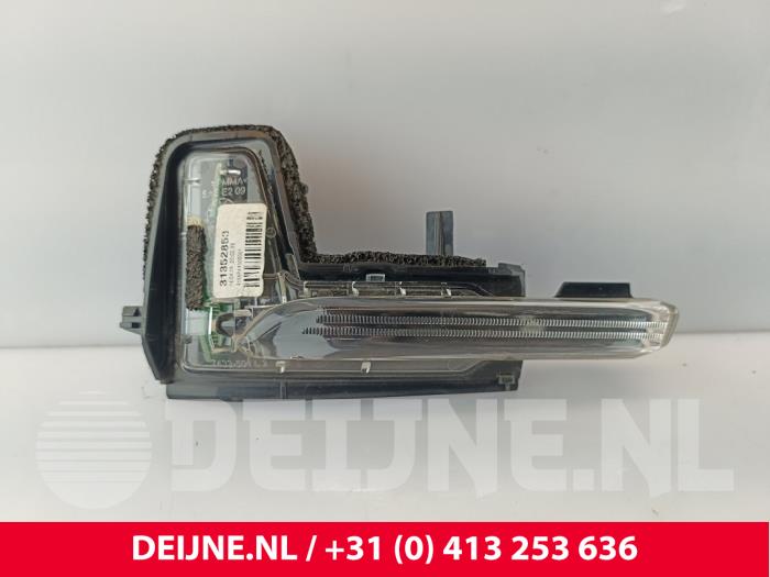 Indicator mirror left Volvo XC90 II 2.0 D5 16V AWD - 31385685 VOLVO